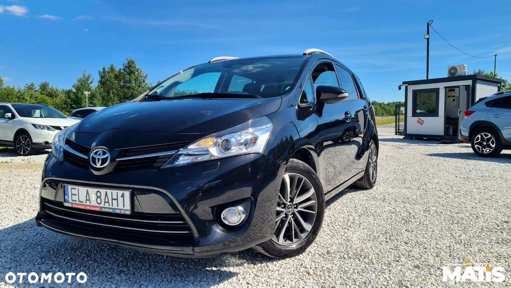 Toyota Verso - 25
