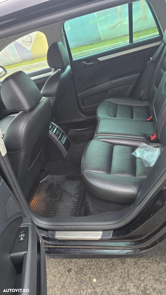 Skoda Superb 2.0 TDI Elegance DSG - 7