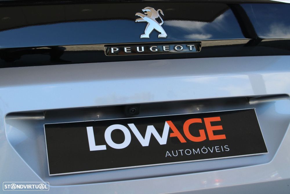 Peugeot 3008 1.6 Hybrid Allure Pack e-EAT8 - 24