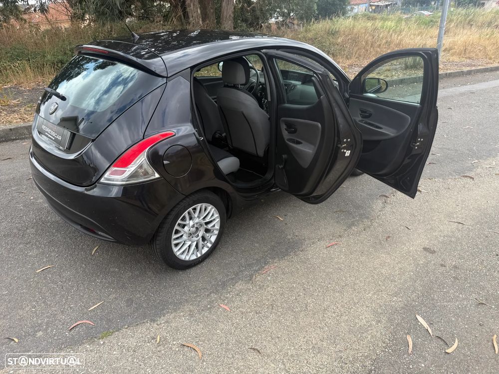 Lancia Ypsilon 1.2 S&S Gold - 8