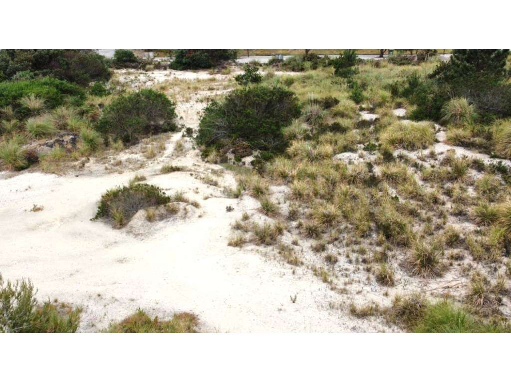 Terreno de 1363m² para Construção de Moradia T4 no Bom Sucesso Resort - Grande imagem: 4/14