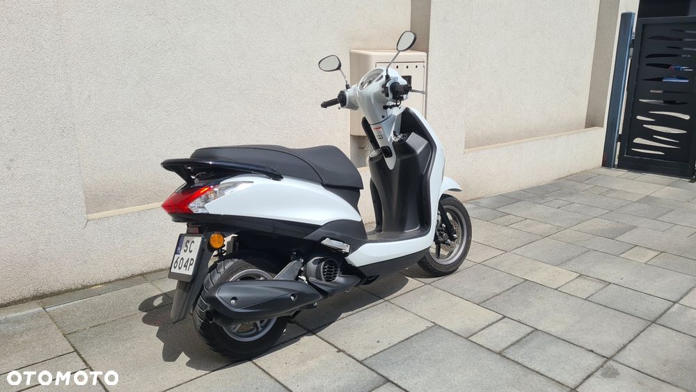 Yamaha D'elight - 3