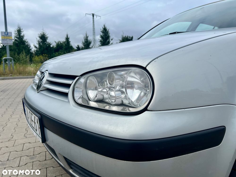 Volkswagen Golf - 9