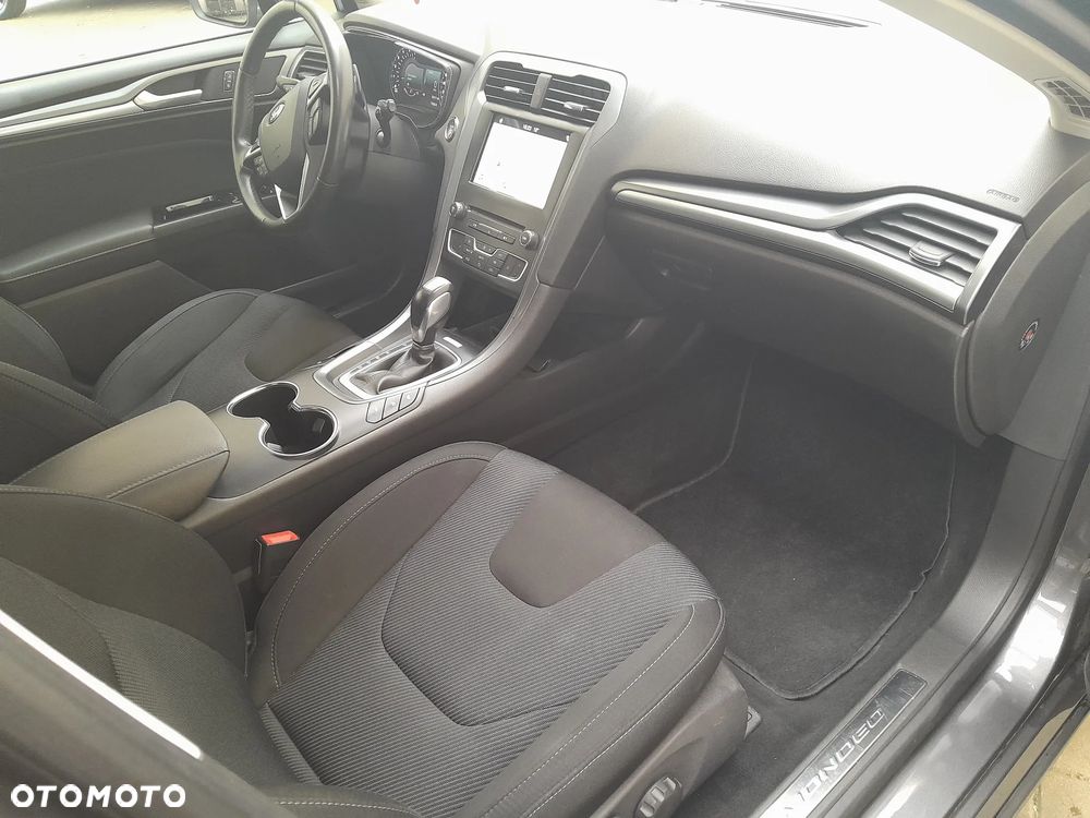 Ford Mondeo 2.0 TDCi Titanium PowerShift - 19