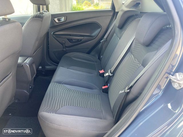 Ford Fiesta 1.5 TDCi Titanium - 22
