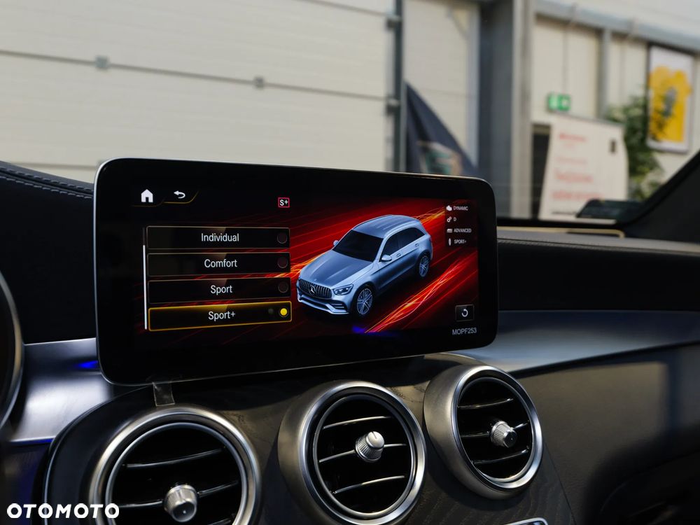 Mercedes-Benz GLC AMG 43 4-Matic - 31