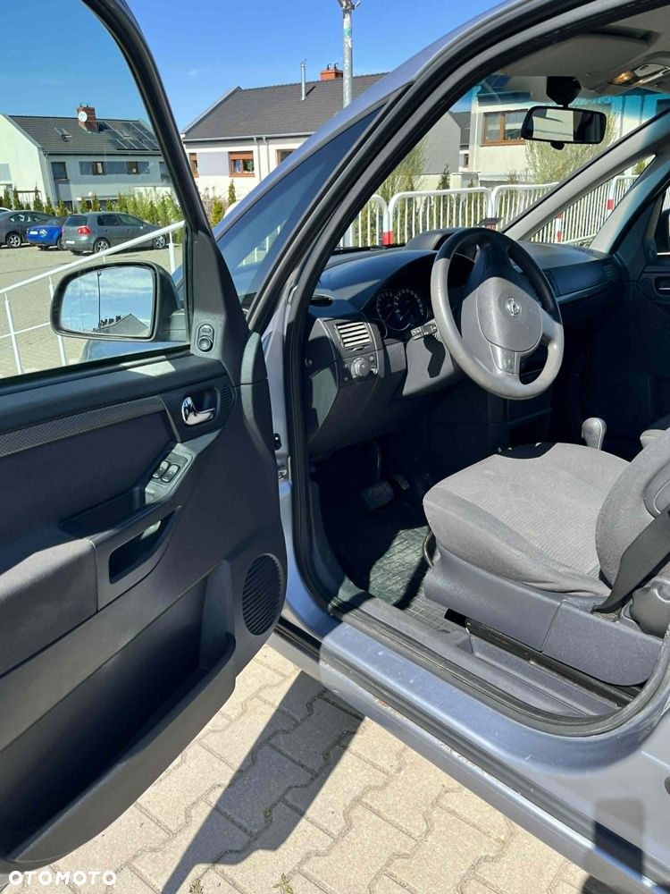 Opel Meriva - 8