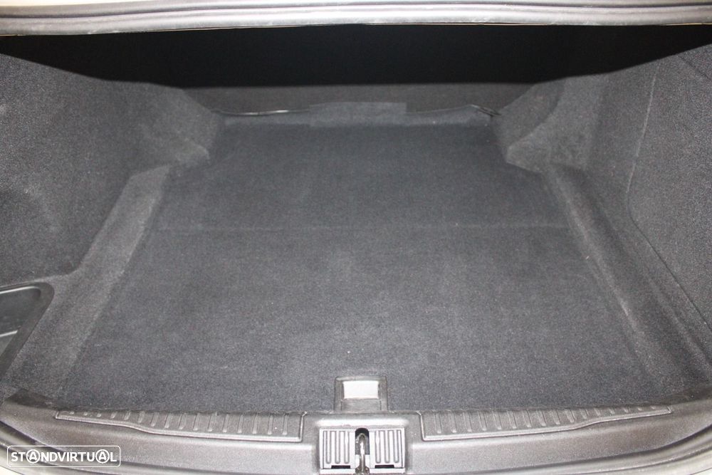 Alfa Romeo Giulia 2.2 D - 36