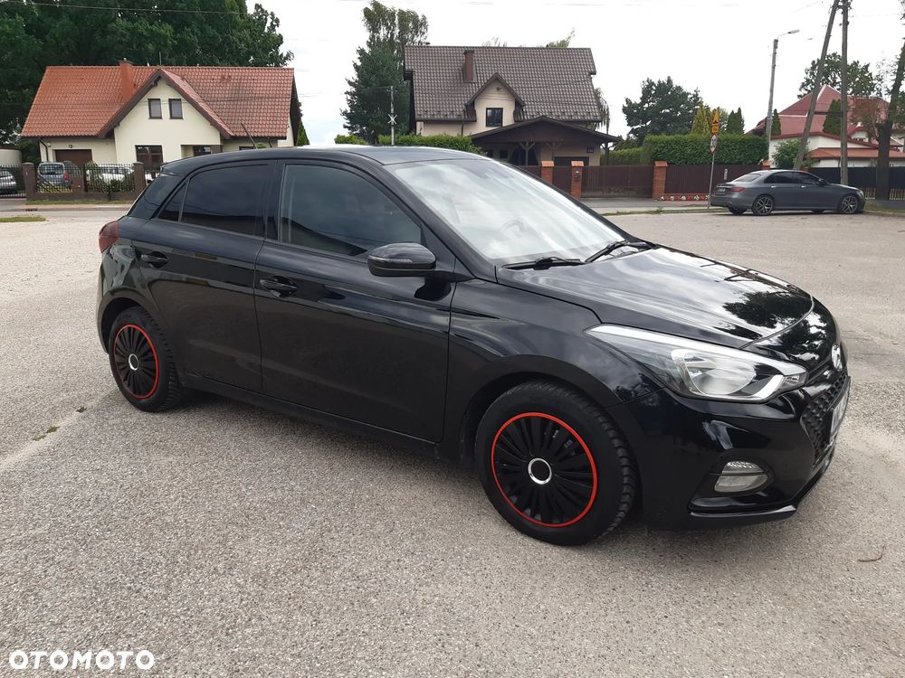 Hyundai i20 blue 1.2 Advantage+ - 16