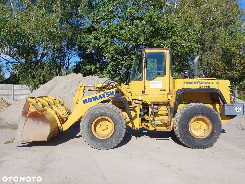 Komatsu WA 320-3H - 2