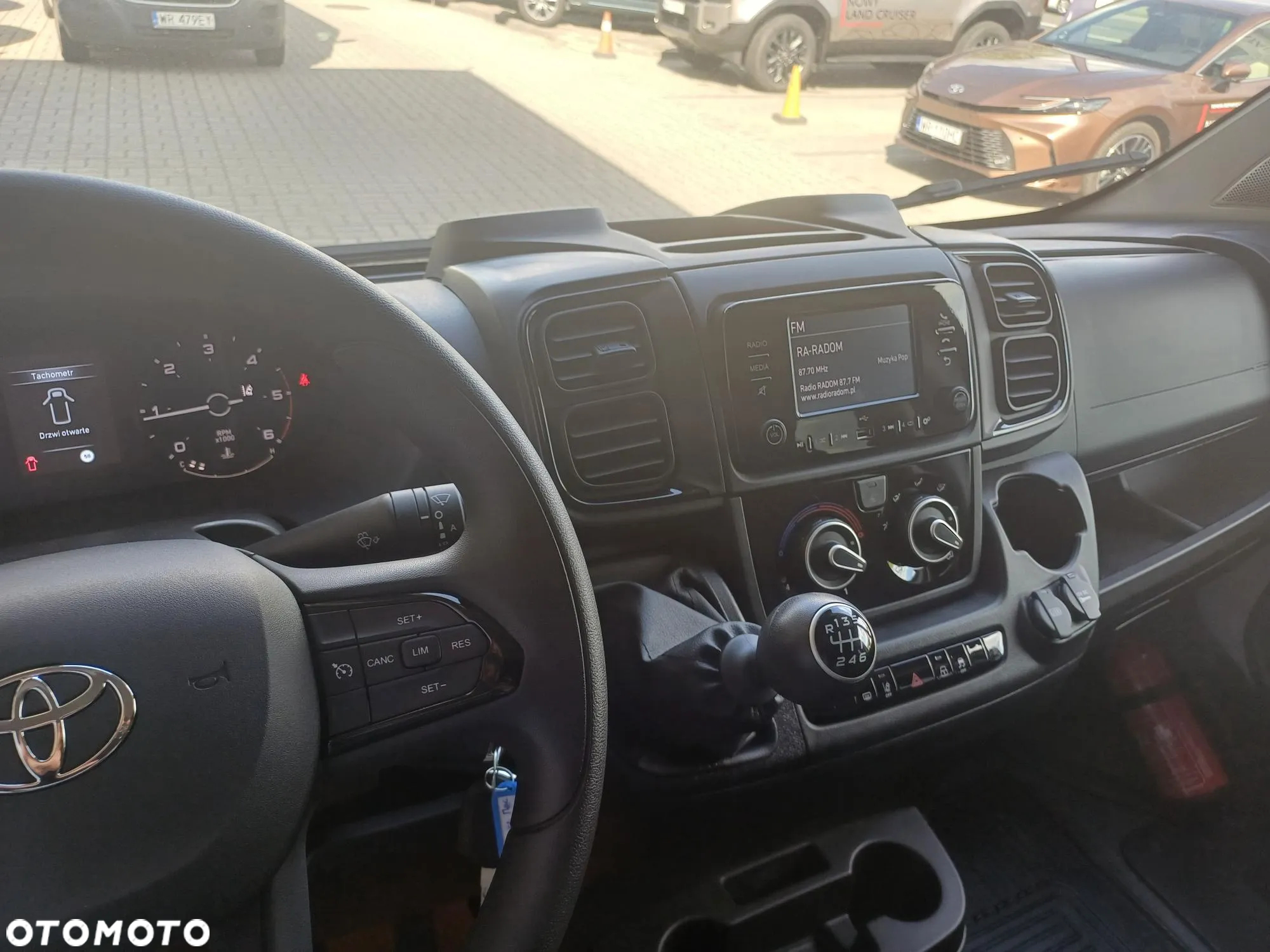Toyota Proace Max - 10