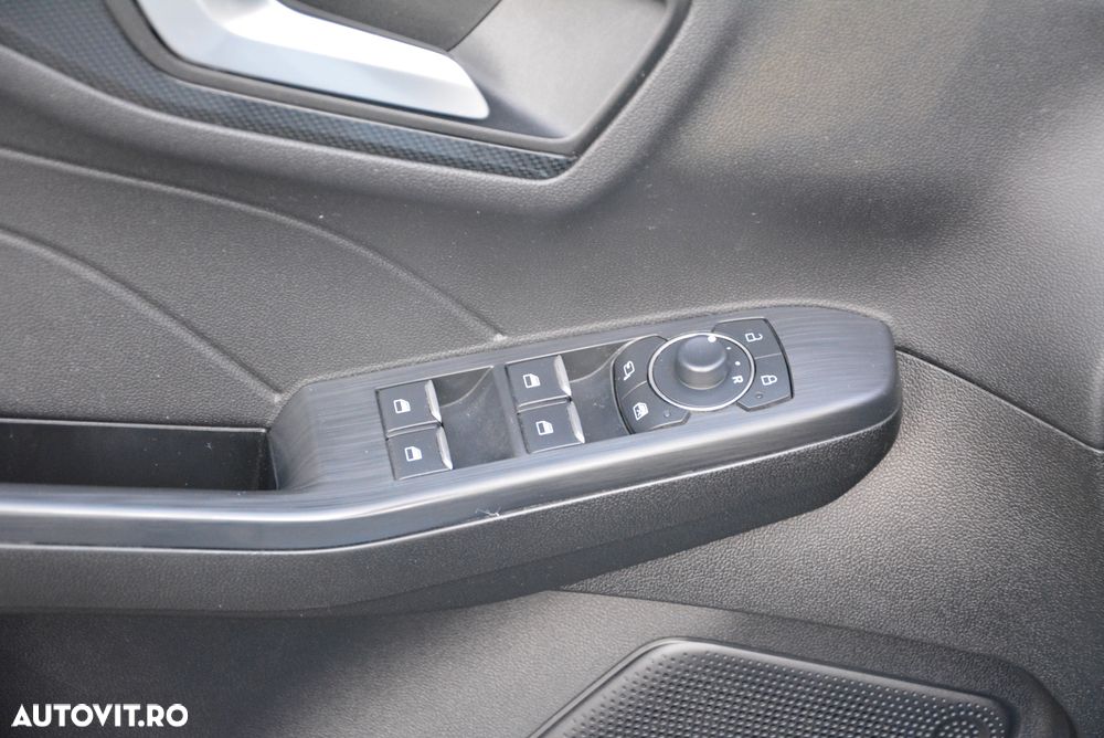 Ford Kuga 2.5 Duratec FHEV ST-LINE - 30