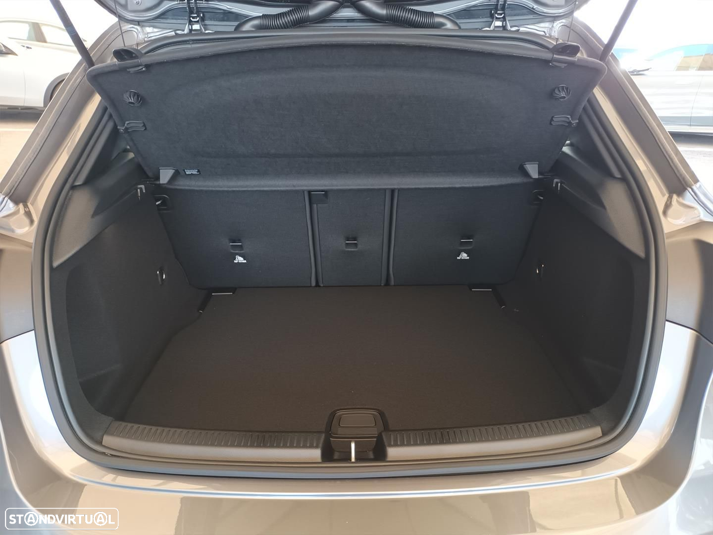 Mercedes-Benz A 180 d - 12