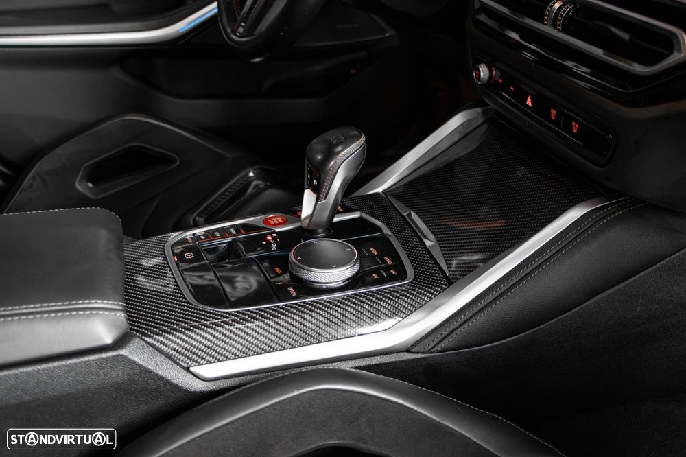 BMW M3 Competition xDrive - 19