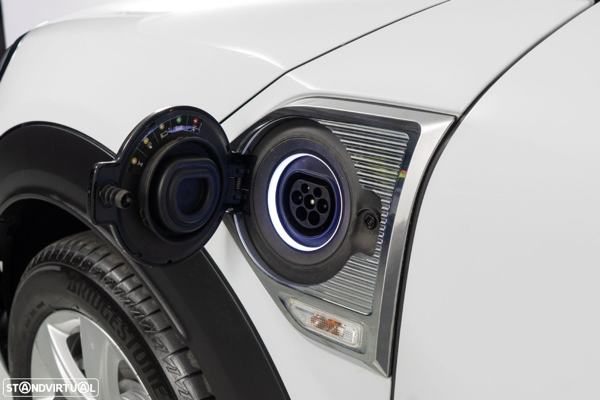 MINI Countryman Cooper SE ALL4 Auto - 16