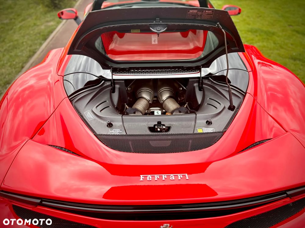 Ferrari 296 GTS - 14