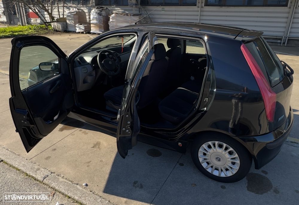Fiat Punto 1.2 16V HLX - 6