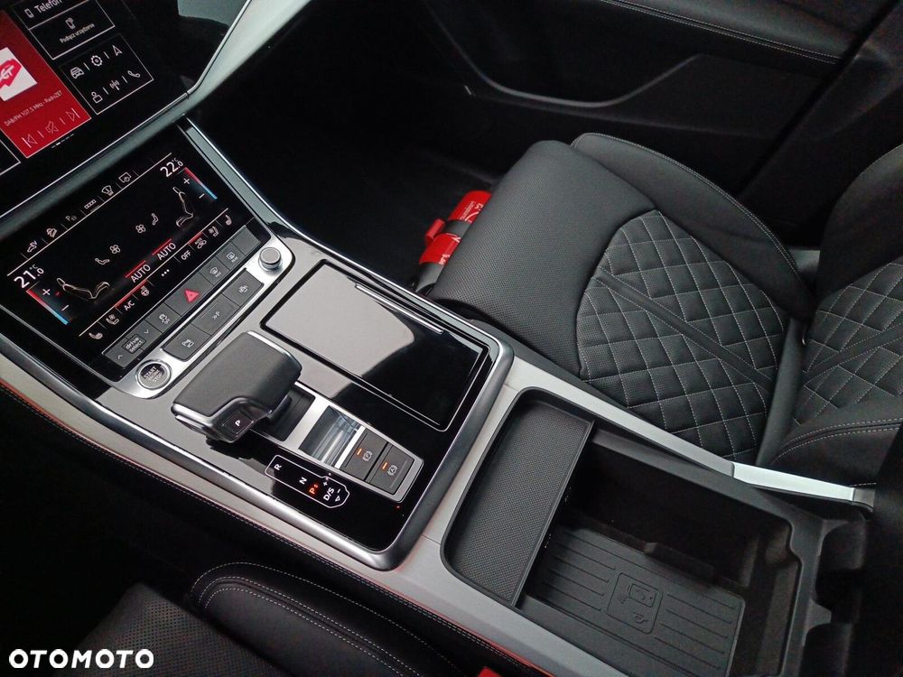 Audi Q8 - 17