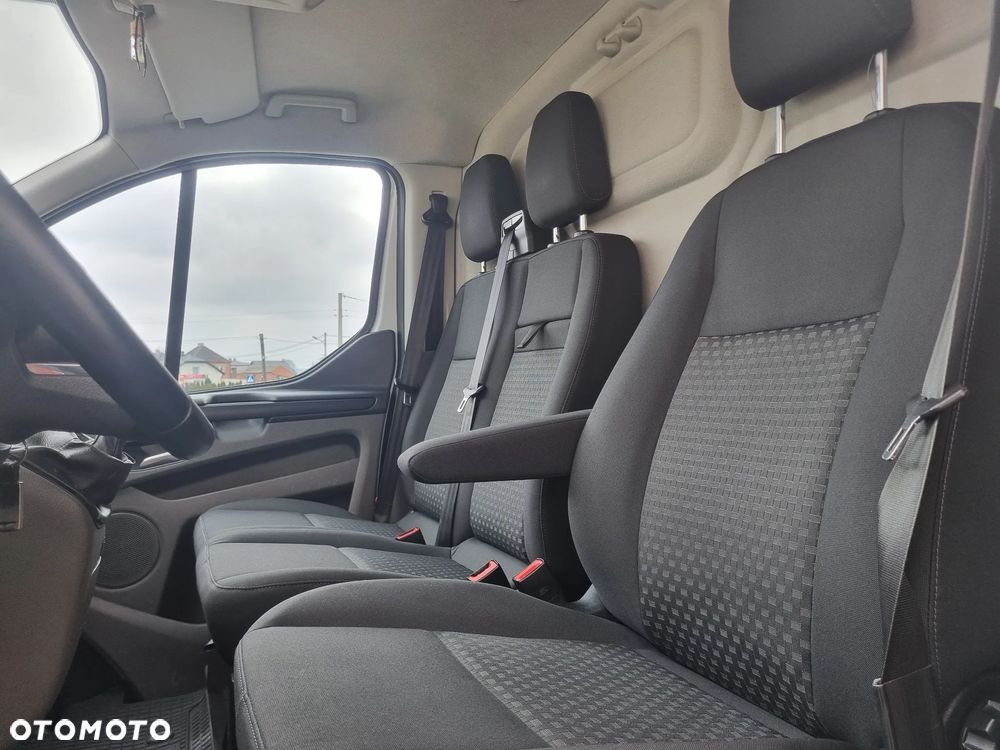 Ford Transit Custom - 10