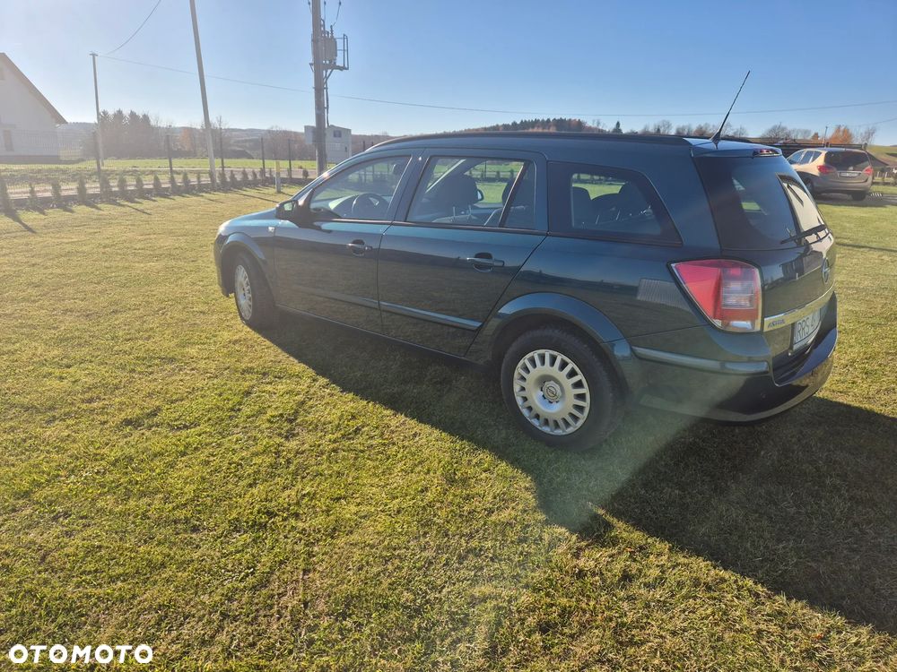 Opel Astra 1.6 Caravan - 7
