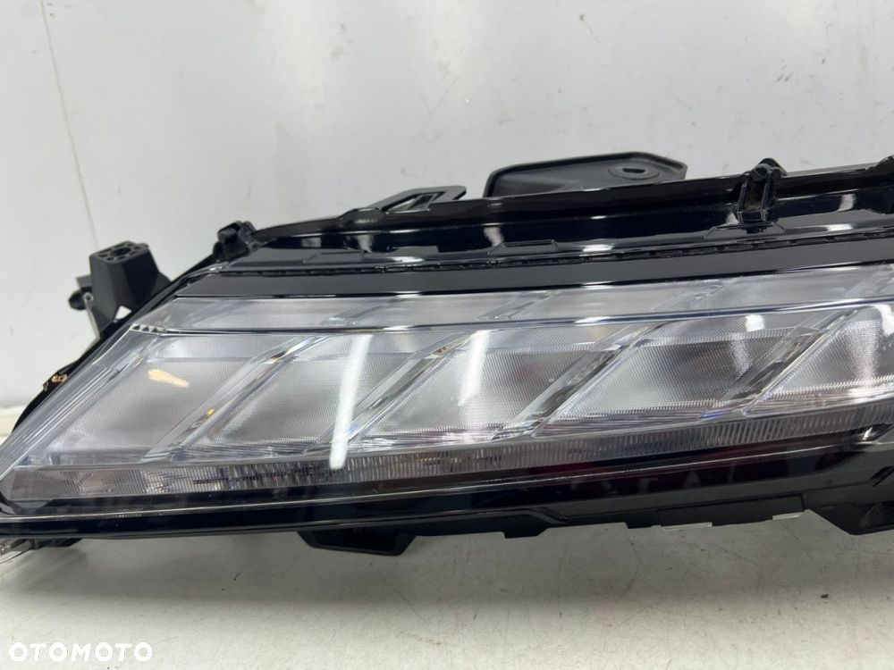 Lampa reflektor Mitsubishi Eclipse Cross LIFT 20r. LEWA przednia górna LED lewy przód edm92205010 - 5