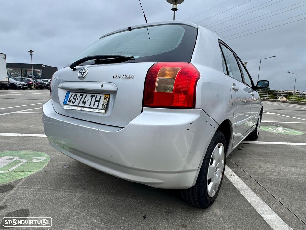 Toyota Corolla 1.4 SE - 8