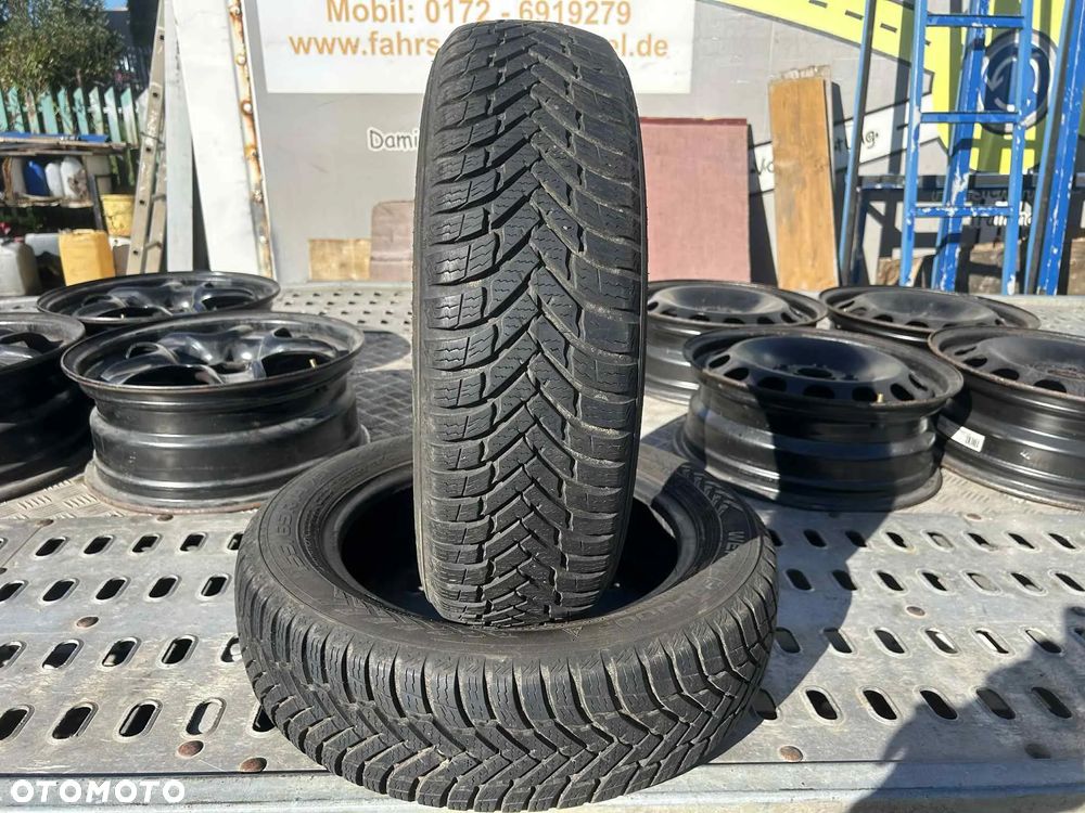 Opony Zimowe Nokian Weaterproof 155/65 R14 75T - 1