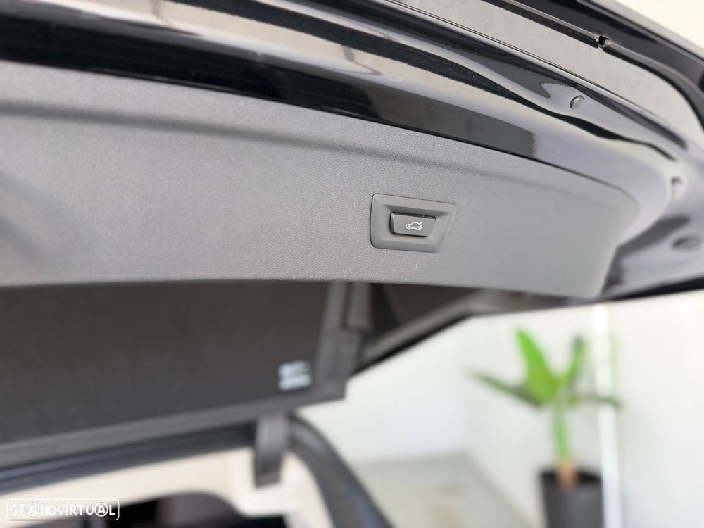 BMW iX xDrive 50 Pack Desportivo - 35