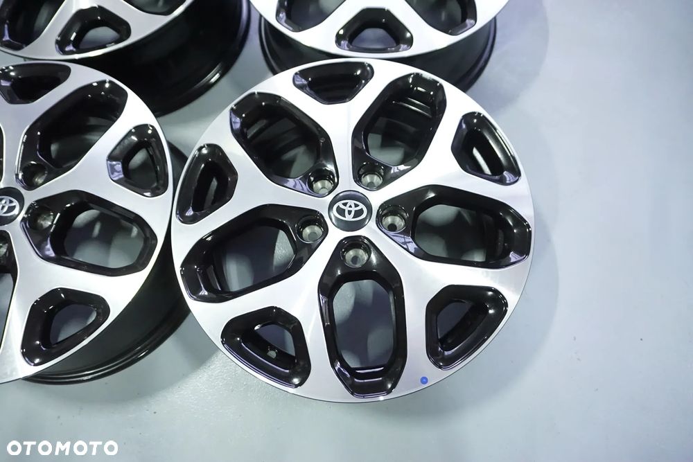 FELGI ALUMINIOWE 17 TOYOTA  CH-R AURIS AVENSIS RAV 4 COROLLA VERSO YARIS CROSS CAMRY - 6