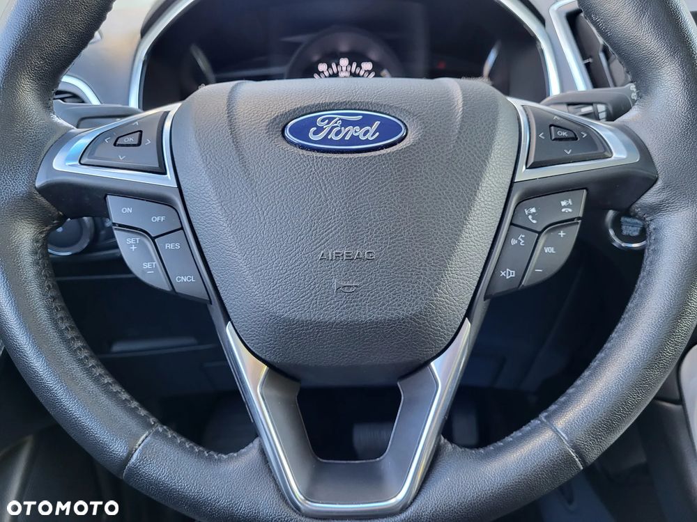 Ford Edge - 21