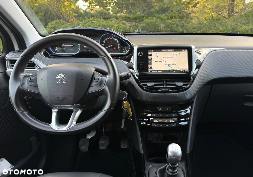 Peugeot 2008 - 4
