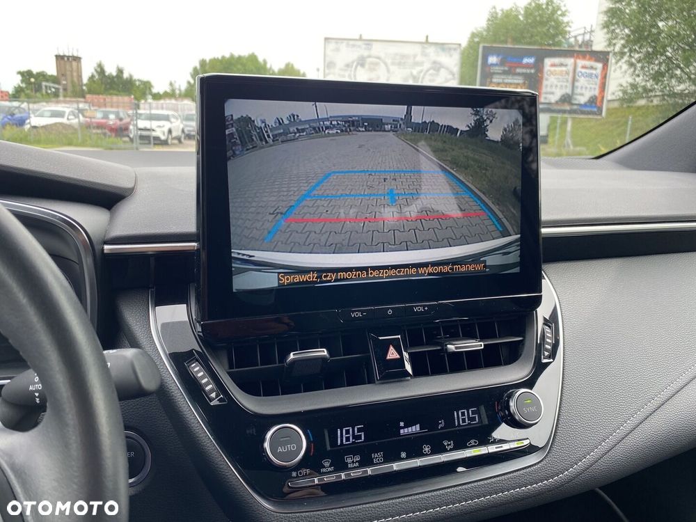 Toyota Corolla 2.0 Hybrid Comfort - 15
