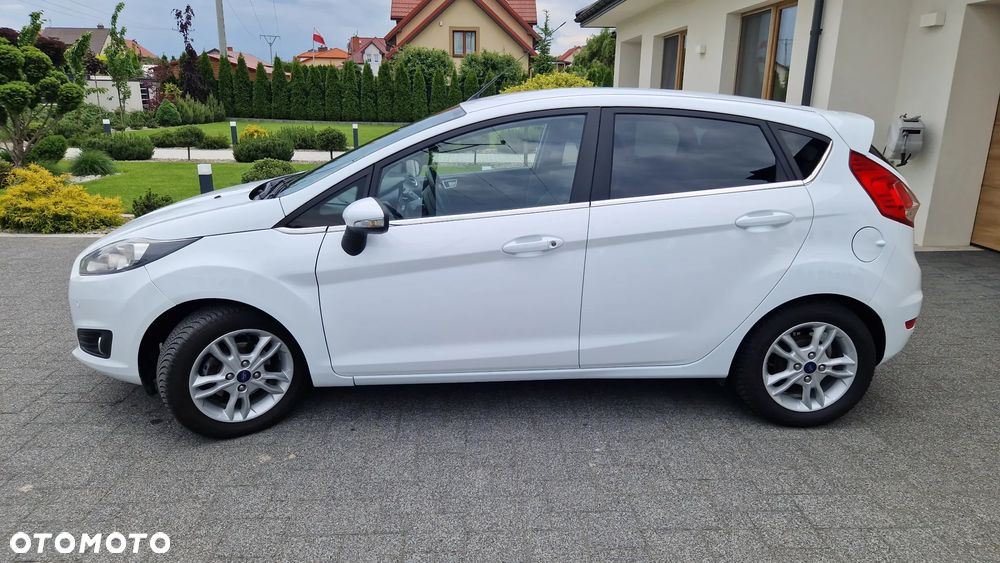 Ford Fiesta 1.0 EcoBoost Titanium - 5