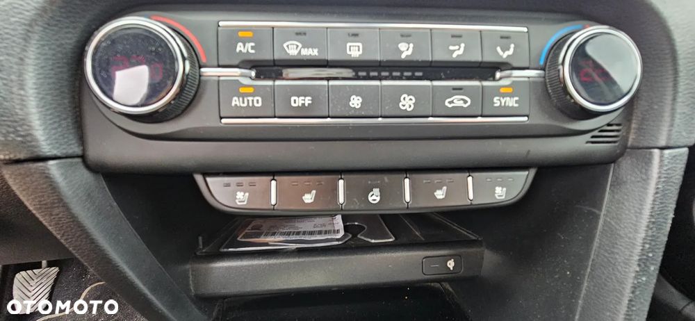 Kia Ceed - 17