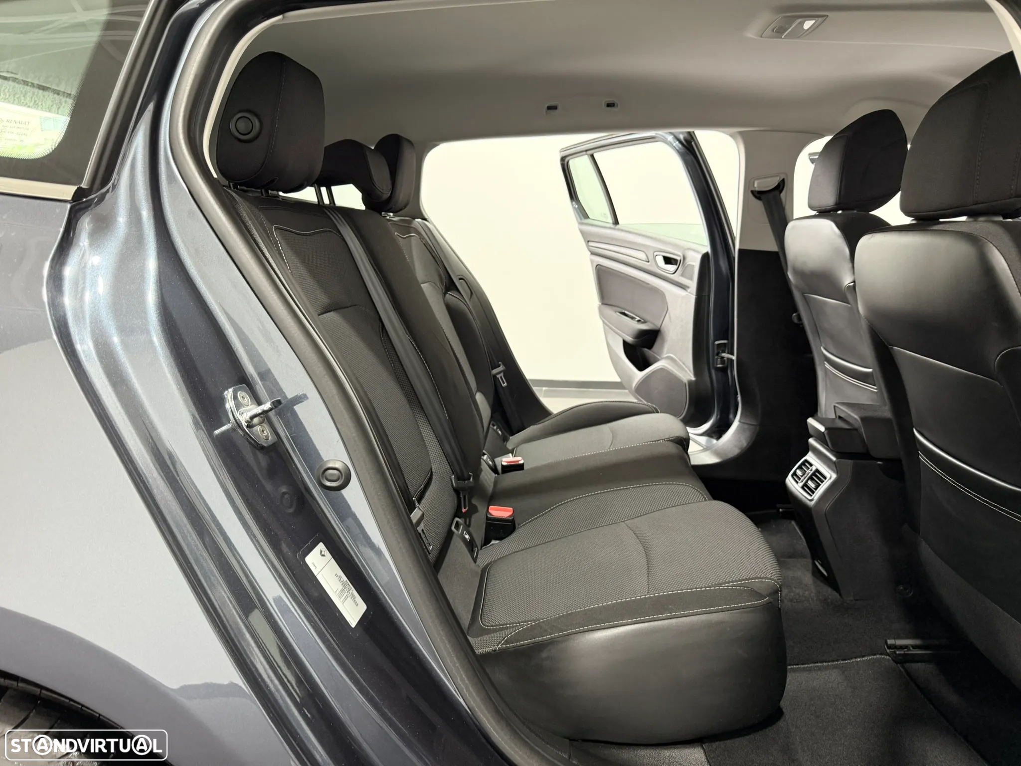 Renault Mégane Sport Tourer 1.5 dCi Limited - 37