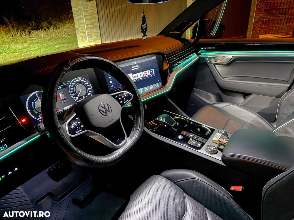 VOLKSWAGEN Touareg 2022 — imagine 6