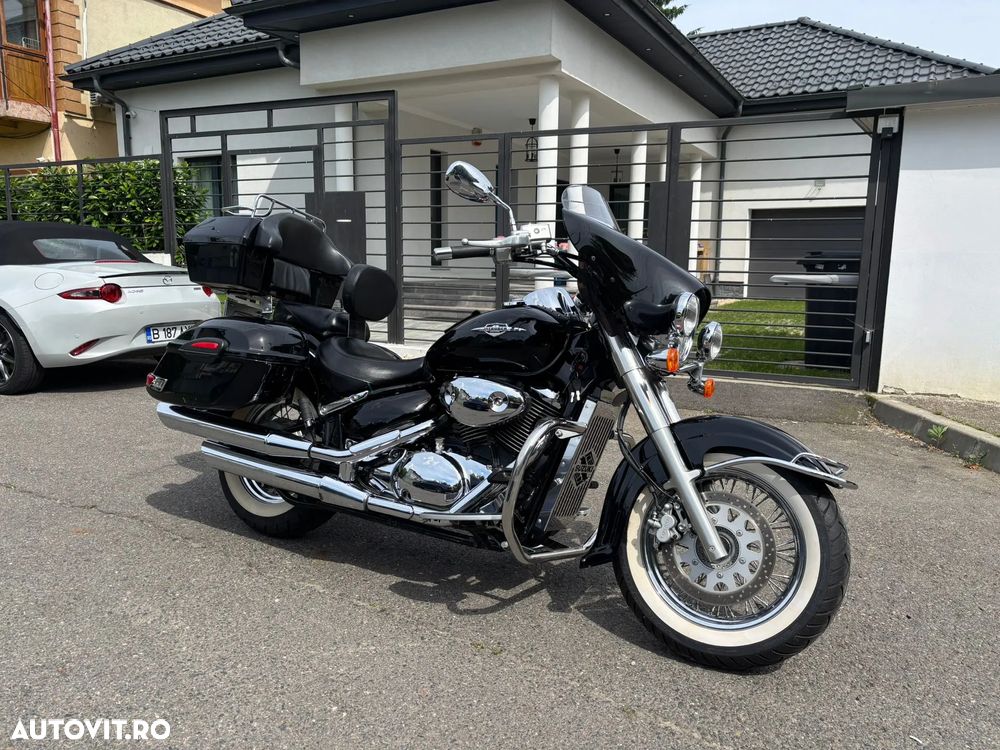 Suzuki VL 800 Volusia - Boulevard C50 - 1