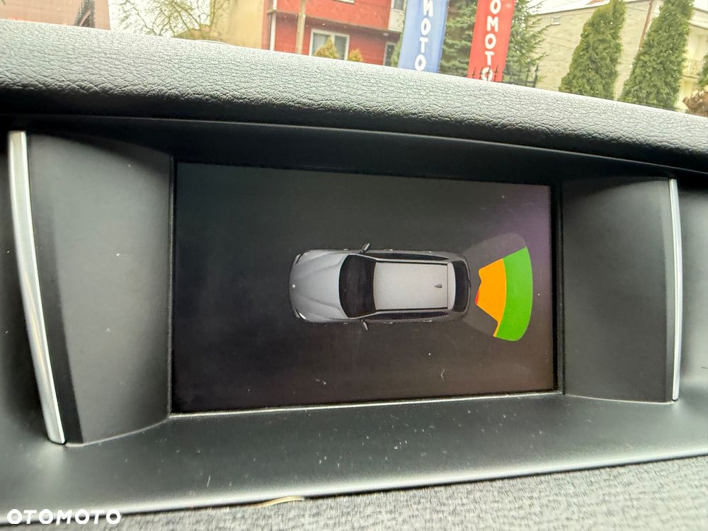 BMW X1 sDrive20d EfficientDynamics Edition - 37