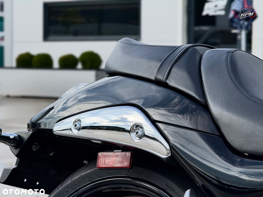 Suzuki Boulevard - 12