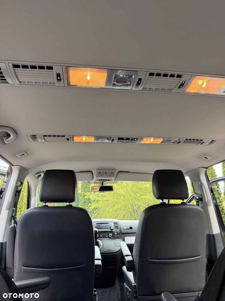 Volkswagen Multivan - 22