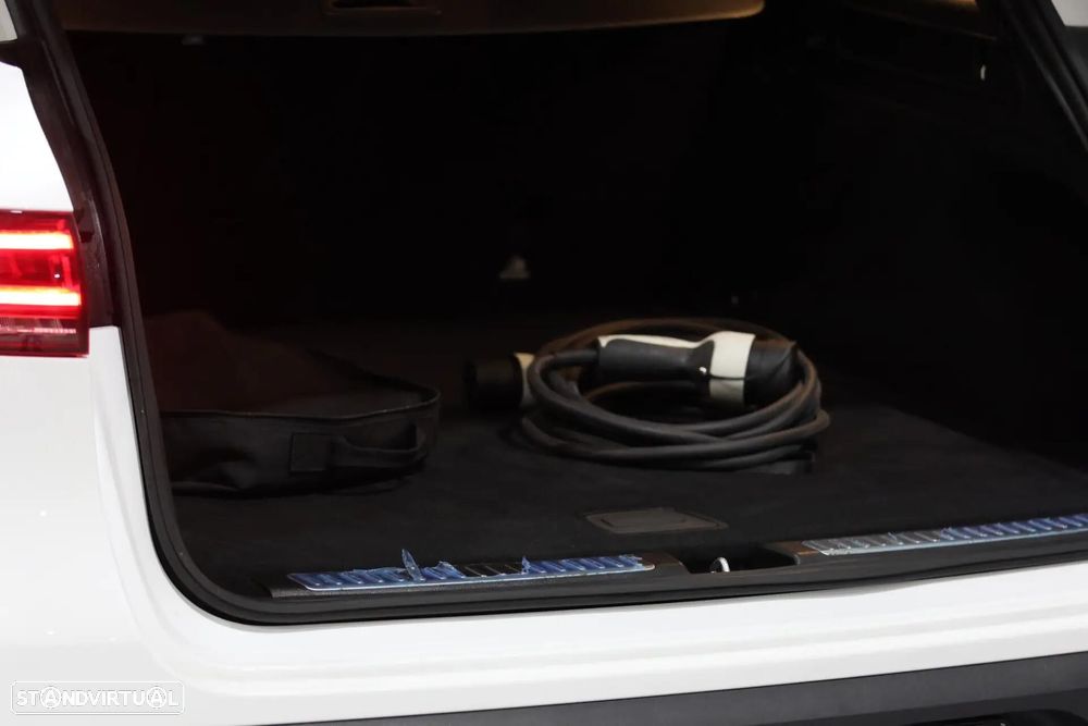 Mercedes-Benz EQC 400 4Matic AMG Line - 29