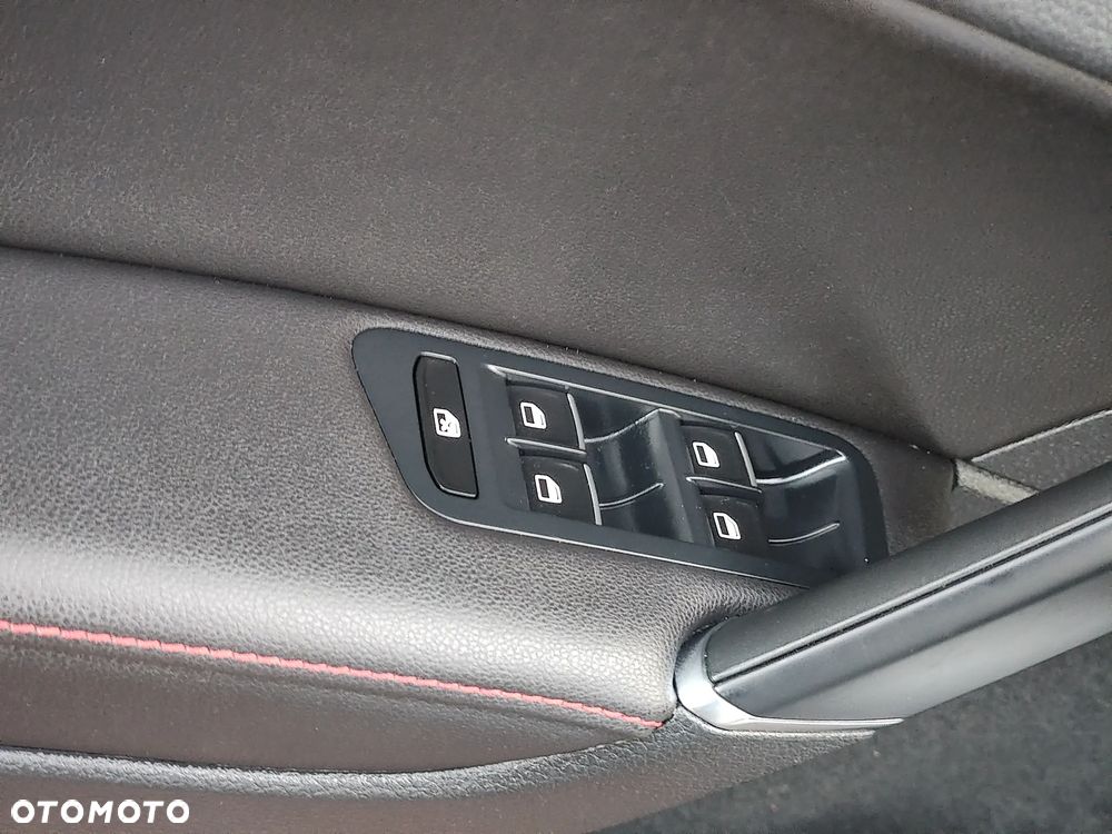 Volkswagen Golf 2.0 TSI BMT GTI Performance - 20