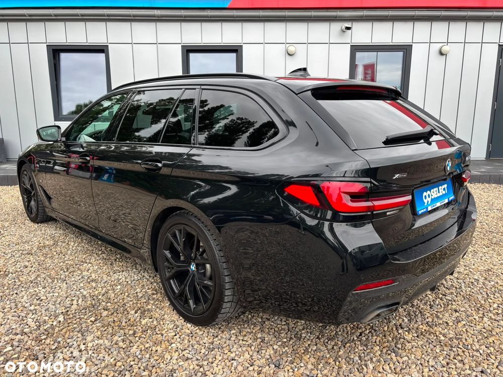 BMW Seria 5 520d xDrive mHEV M Sport sport - 3