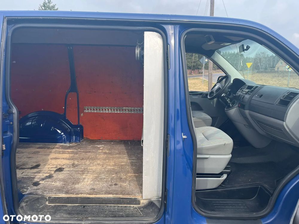 Volkswagen Transporter T5 - 10