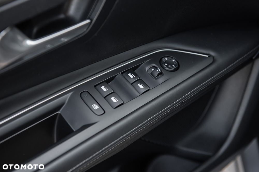 Peugeot 3008 PureTech 130 Stop & Start GPF EAT8 Active Business-Paket - 17
