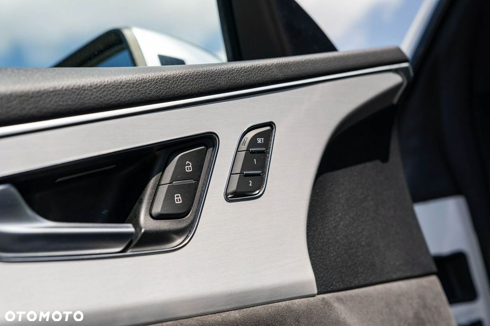 Audi SQ8 TFSI Quattro Tiptronic - 29