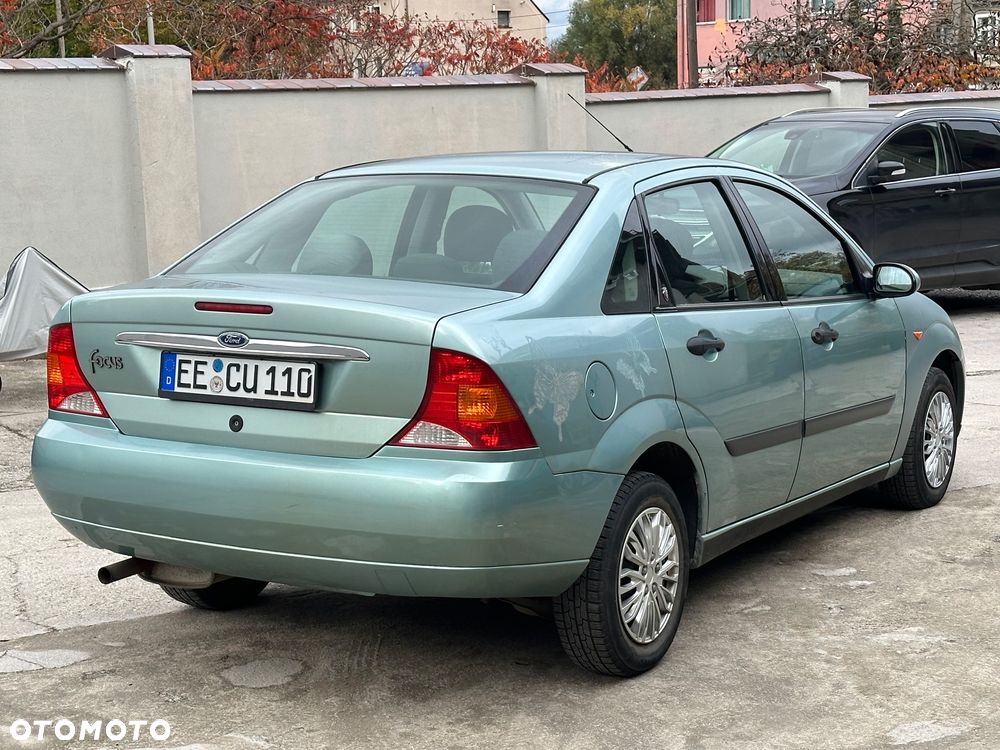 Ford Focus - 4