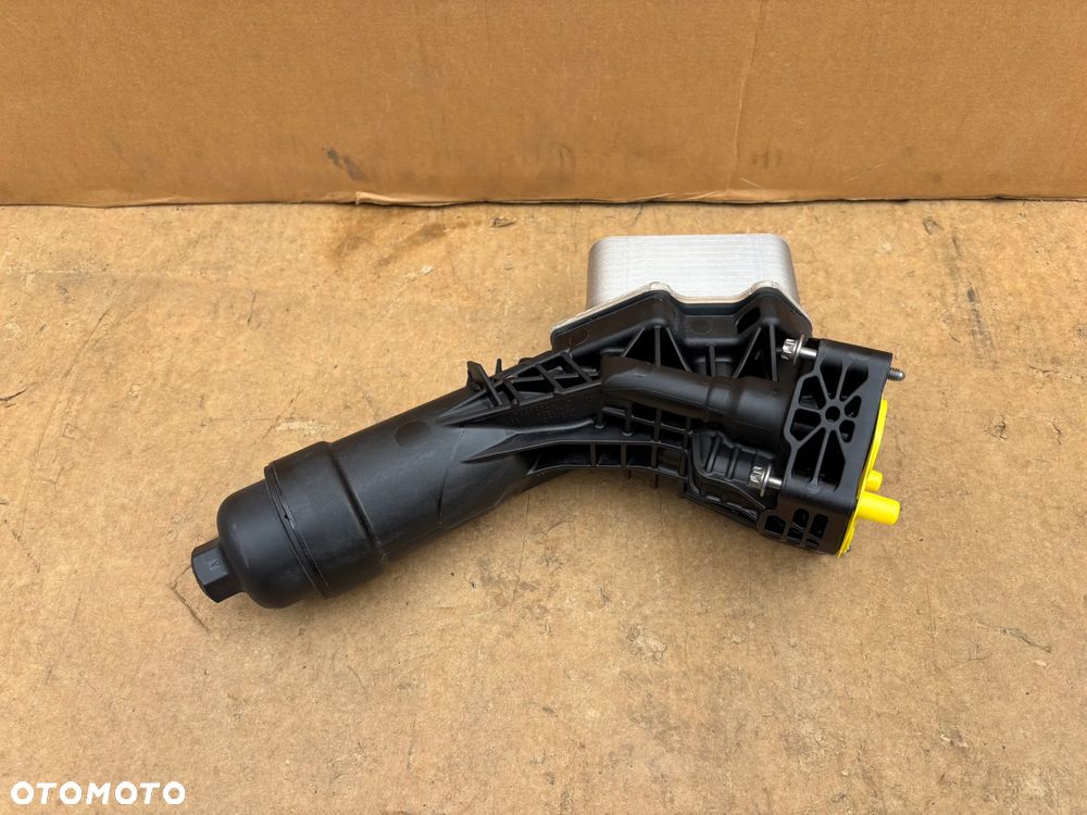 Nowa Oryginalna BMW Obudowa Filtra Oleju Podstawa Filtr Oleju Chłodniczka Oleju X3 G01 X4 G02 X5 G05 3 G20 5 G30 11428580415 8580415 2.0 Diesel 18D 20D 25D 72435984 - 9