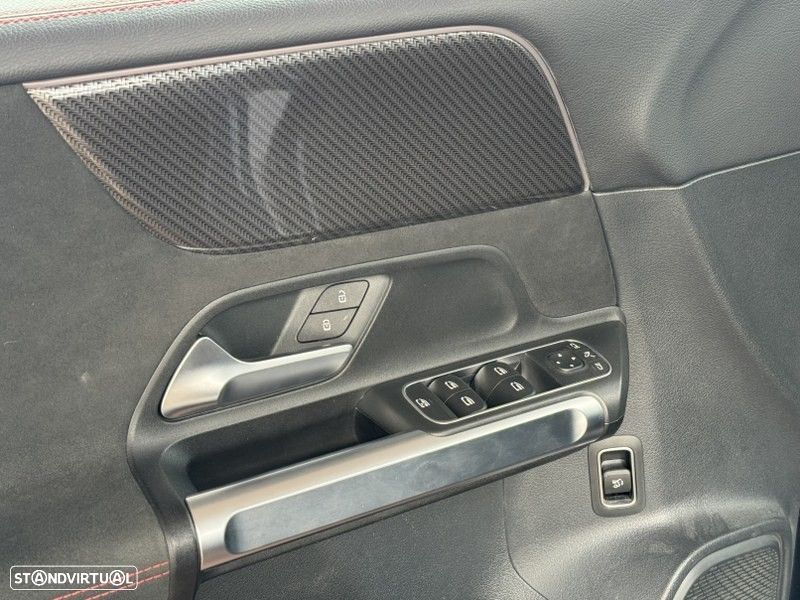 Mercedes-Benz GLB 200 d AMG Line - 4