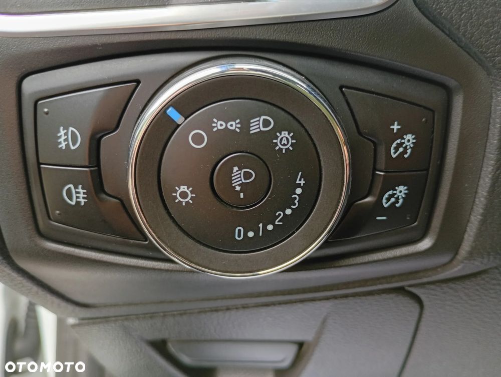 Ford Focus 1.0 EcoBoost Start-Stopp-System SYNC Edition - 37
